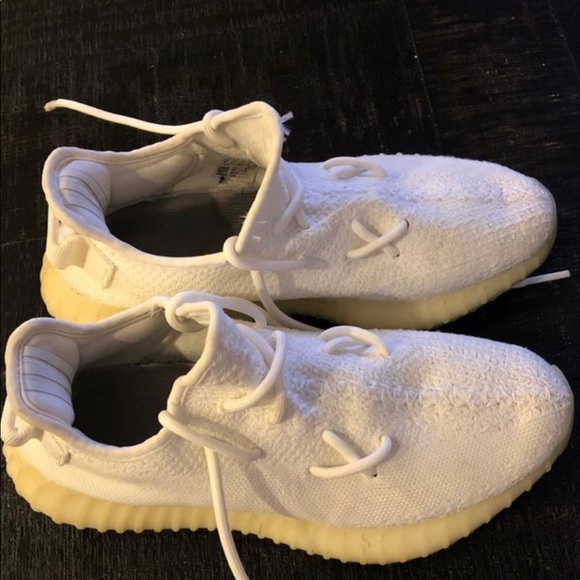 Adidas Yeezy Boost 350 V2 Cream White (Men’s) - Picture 2 of 4